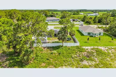 5042 SE Tradewinds Circle, Labelle, FL 33935 - Photo 11