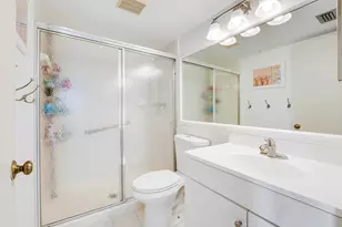 1112 Green Pine Blvd, West Palm Beach, FL 33409 - Photo 17