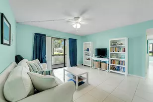 1112 Green Pine Blvd, West Palm Beach, FL 33409 - Photo 5