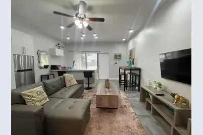 824 NE 4th Street #4, Fort Lauderdale, FL 33301 - Photo 9
