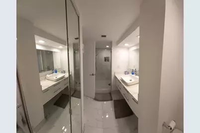 16425 Collins Avenue #818, Sunny Isles Beach, FL 33160 - Photo 29