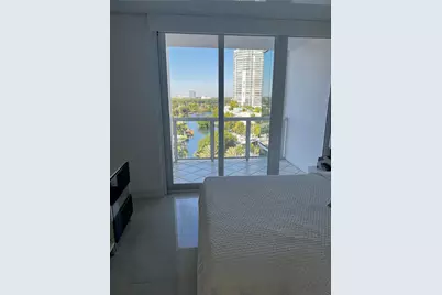 16425 Collins Avenue #818, Sunny Isles Beach, FL 33160 - Photo 17