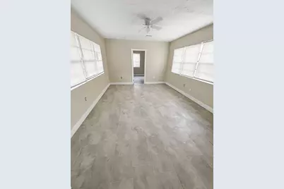 3045 NW 68th Street NW, Miami, FL 33147 - Photo 3