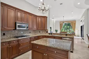 10715 Versailles Blvd, Wellington, FL 33449 - Photo 25