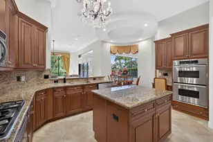10715 Versailles Blvd, Wellington, FL 33449 - Photo 27