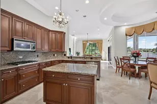 10715 Versailles Blvd, Wellington, FL 33449 - Photo 23