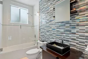 832 NE 19th Ave, Fort Lauderdale, FL 33304 - Photo 21