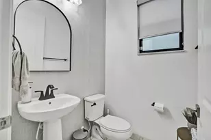 8655 NW 39th Ct, Coral Springs, FL 33065 - Photo 21