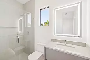 261 NW 8th St, Boca Raton, FL 33432 - Photo 33