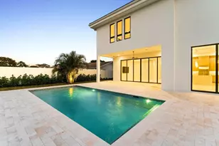 261 NW 8th St, Boca Raton, FL 33432 - Photo 45