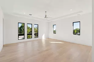 261 NW 8th St, Boca Raton, FL 33432 - Photo 29
