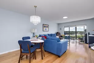 12900 SW 13th St, Pembroke Pines, FL 33027 - Photo 11