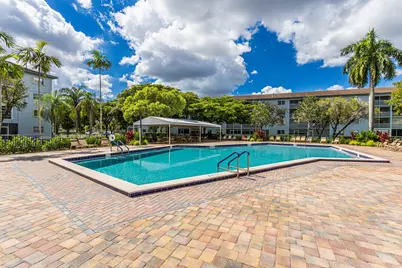 12900 SW 13th Street #403E, Pembroke Pines, FL 33027 - Photo 33