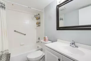 12900 SW 13th St, Pembroke Pines, FL 33027 - Photo 25