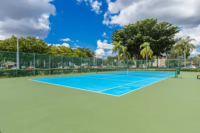 12900 SW 13th Street #403E, Pembroke Pines, FL 33027 - Photo 31