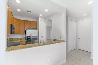 406 Lake Monterey Circle, Boynton Beach, FL 33426 - Photo 11