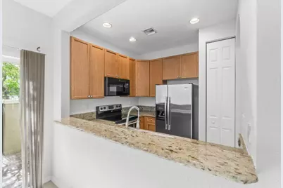 406 Lake Monterey Circle, Boynton Beach, FL 33426 - Photo 9