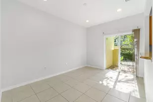 406 Lake Monterey Cir, Boynton Beach, FL 33426 - Photo 7