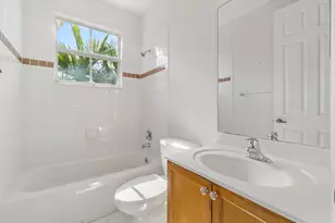 406 Lake Monterey Cir, Boynton Beach, FL 33426 - Photo 13