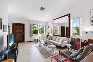 1315 N Lakeside Dr, Lake Worth Beach, FL 33460 - Photo 9