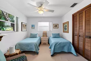 1315 N Lakeside Dr, Lake Worth Beach, FL 33460 - Photo 33