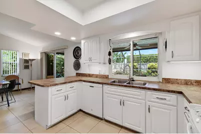 1315 N Lakeside Drive, Lake Worth Beach, FL 33460 - Photo 17