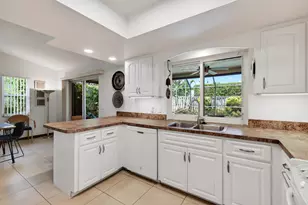 1315 N Lakeside Dr, Lake Worth Beach, FL 33460 - Photo 17