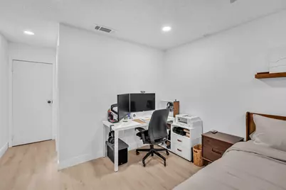 9879 NW 16th Court, Pembroke Pines, FL 33024 - Photo 13