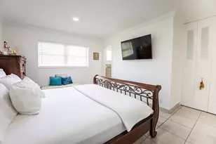 2631 Dudley Dr W, West Palm Beach, FL 33415 - Photo 15