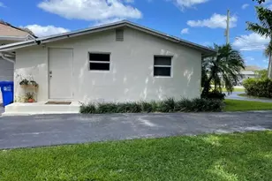821 SW 13th Ct, Pompano Beach, FL 33060 - Photo 9