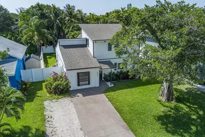 2474 Douglas Avenue, Delray Beach, FL 33444 - Photo 23