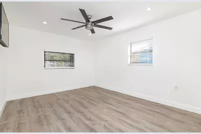 2474 Douglas Avenue, Delray Beach, FL 33444 - Photo 11