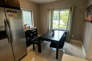 11150 Peachtree Dr, Miami, FL 33161 - Photo 11