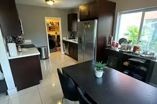 11150 Peachtree Dr, Miami, FL 33161 - Photo 7