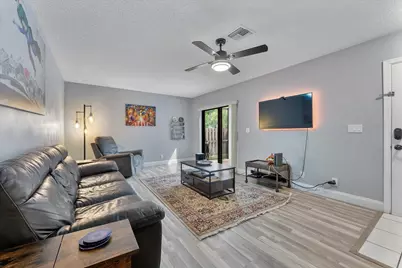 2562 NW 99th Avenue, Coral Springs, FL 33065 - Photo 5
