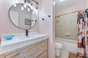 2562 NW 99th Ave, Coral Springs, FL 33065 - Photo 5