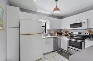 2562 NW 99th Ave, Coral Springs, FL 33065 - Photo 7