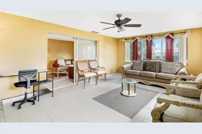 827 Caroline Avenue, West Palm Beach, FL 33413 - Photo 17