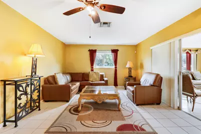 827 Caroline Avenue, West Palm Beach, FL 33413 - Photo 13