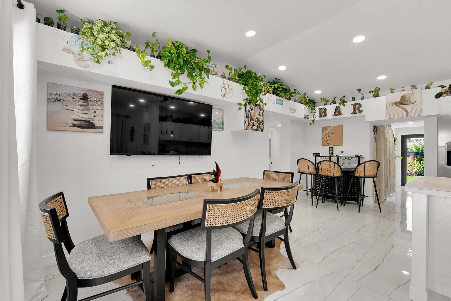 1433 NE 53rd Ct - 1433 NE 53rd Ct, Pompano Beach, FL 33064 Luxury Property | Jose Angel Pina