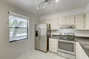6751 N University Dr, Tamarac, FL 33321 - Photo 13