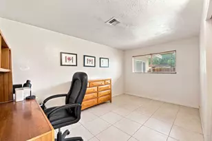 1000 Wyoming Ave, Fort Lauderdale, FL 33312 - Photo 17