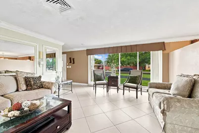 1000 Wyoming Avenue, Fort Lauderdale, FL 33312 - Photo 9