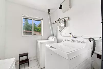 1000 Wyoming Avenue, Fort Lauderdale, FL 33312 - Photo 31