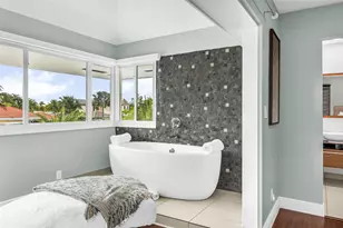 39 Castle Harbor Isle Dr, Fort Lauderdale, FL 33308 - Photo 29