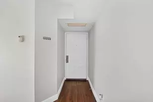 706 Executive Center Dr, West Palm Beach, FL 33401 - Photo 3
