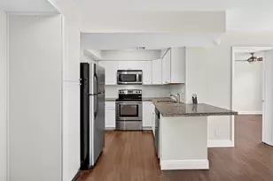 706 Executive Center Dr, West Palm Beach, FL 33401 - Photo 7