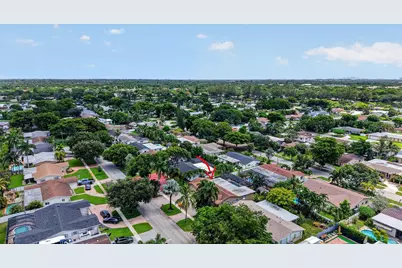 1851 NW 106th Avenue, Pembroke Pines, FL 33026 - Photo 57
