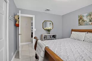 1851 NW 106th Ave, Pembroke Pines, FL 33026 - Photo 35