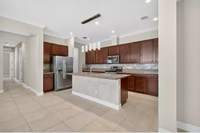8883 Kingsmoor Way, Lake Worth, FL 33467 - Photo 13